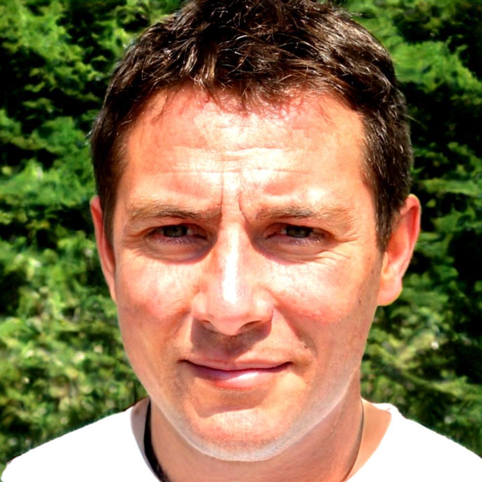 Portrait de Marc Dubois, expert en contrôle financier